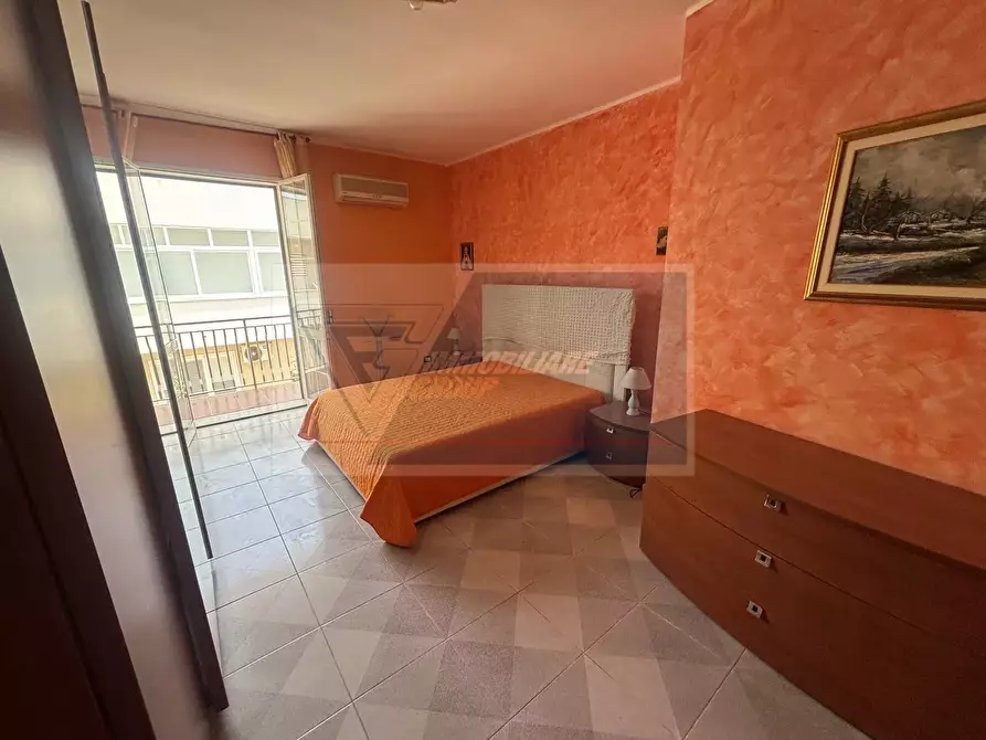 Immagine 9 di Casa trifamiliare in vendita  in Via Barrafranca a Siracusa