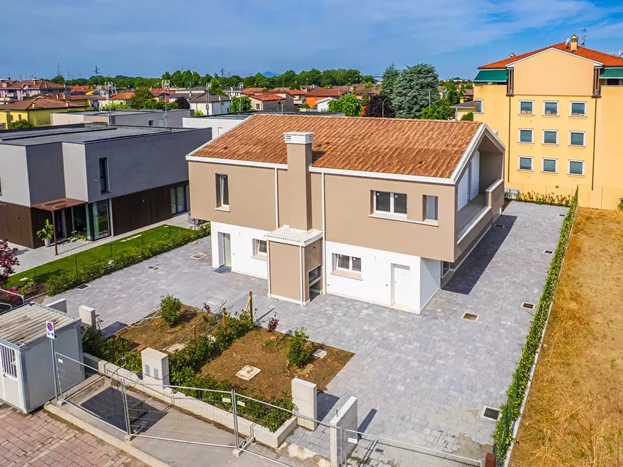 Immagine 8 di Terreno edificabile in vendita  a Albignasego