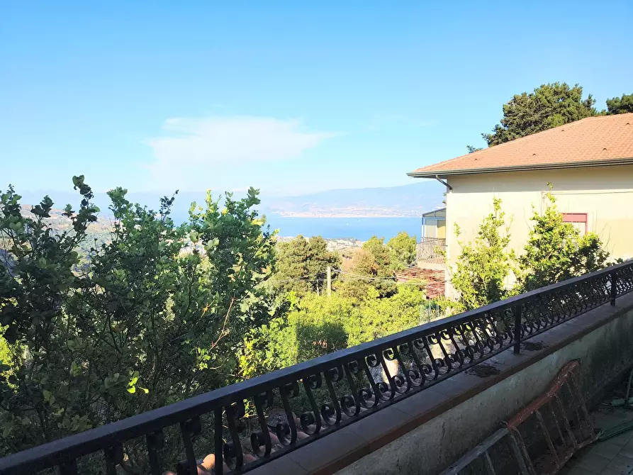 Immagine 18 di Casa trifamiliare in vendita  in Strada Statale 113 Km 8,500 Condrada chianazza a Messina
