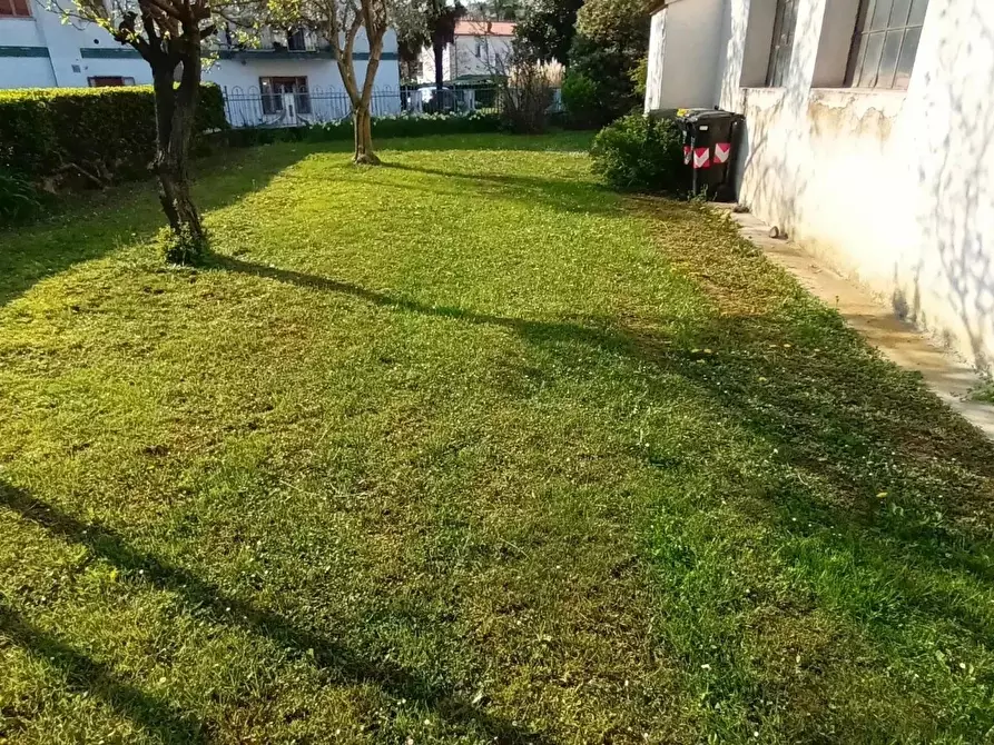 Immagine 29 di Terreno edificabile in vendita  a Refrontolo