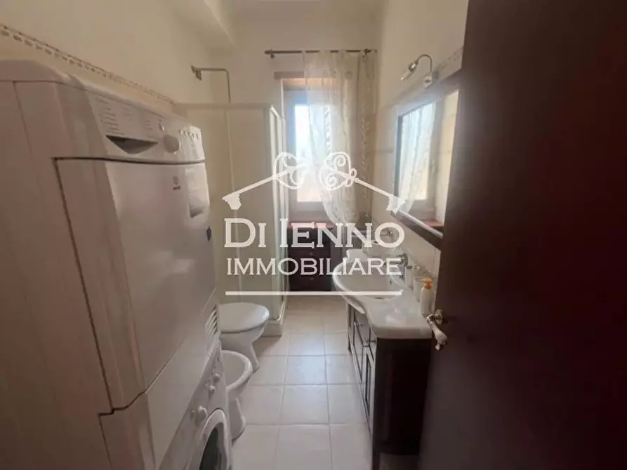 Immagine 25 di Casa trifamiliare in vendita  in Via Terranuova Bracciolini a Roma
