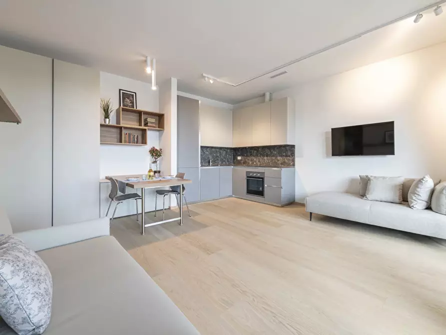 Immagine 11 di Casa trifamiliare in affitto  in Via Nazario Sauro, 40 a Sesto San Giovanni