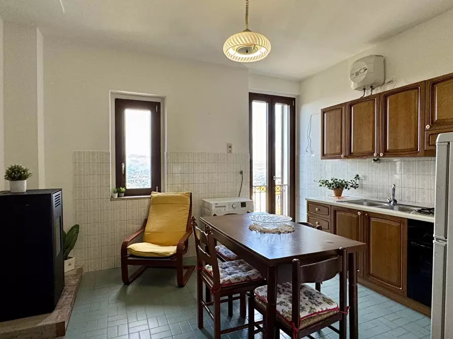 Immagine 5 di Casa trifamiliare in vendita  in Via C. Calvelli, 96 a Aprigliano