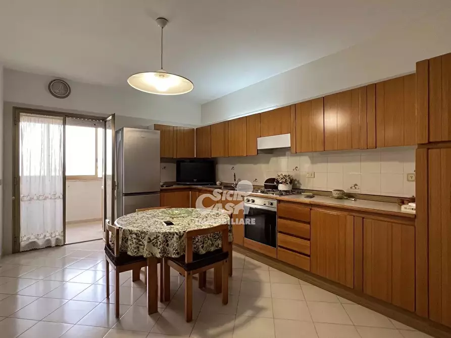 Immagine 4 di Casa trifamiliare in vendita  a Marsala