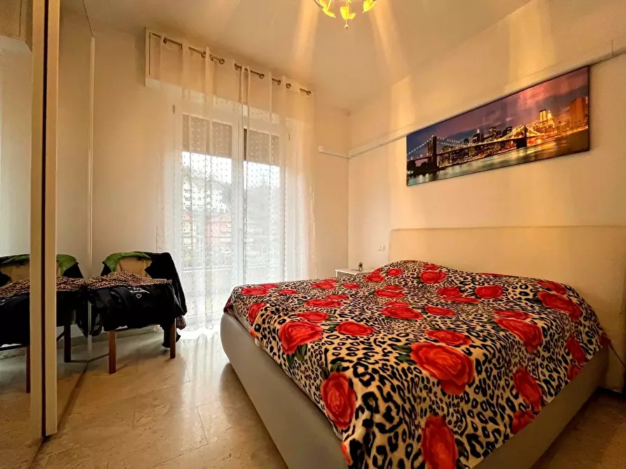 Immagine 7 di Casa trifamiliare in vendita  in Via XXV Aprile a Avegno