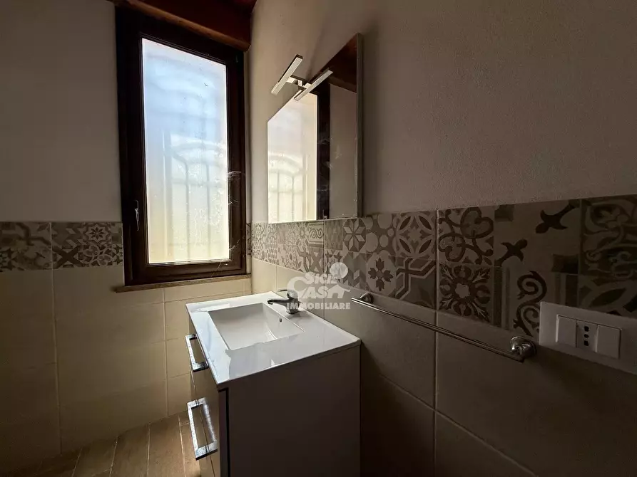 Immagine 13 di Casa trifamiliare in affitto  a Marsala