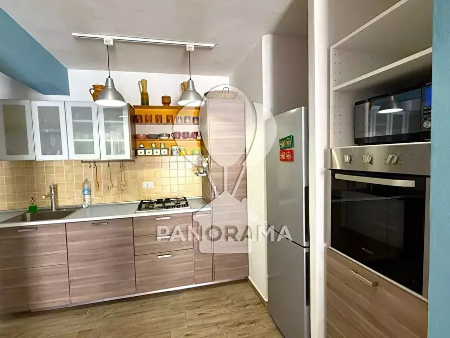 Immagine 3 di Casa trifamiliare in vendita  in Viale di Calatubo a Alcamo