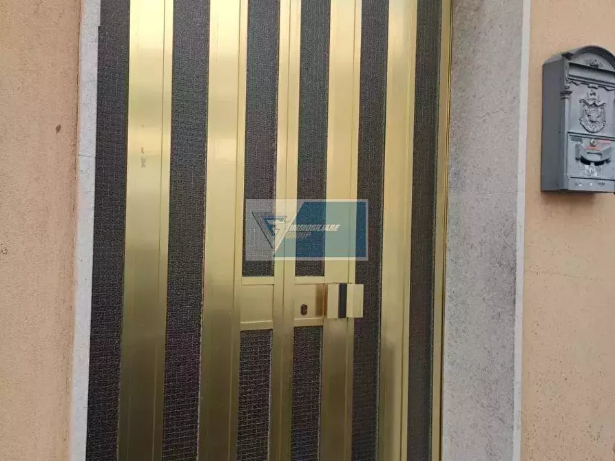 Immagine 3 di Casa trifamiliare in vendita  a Buccheri