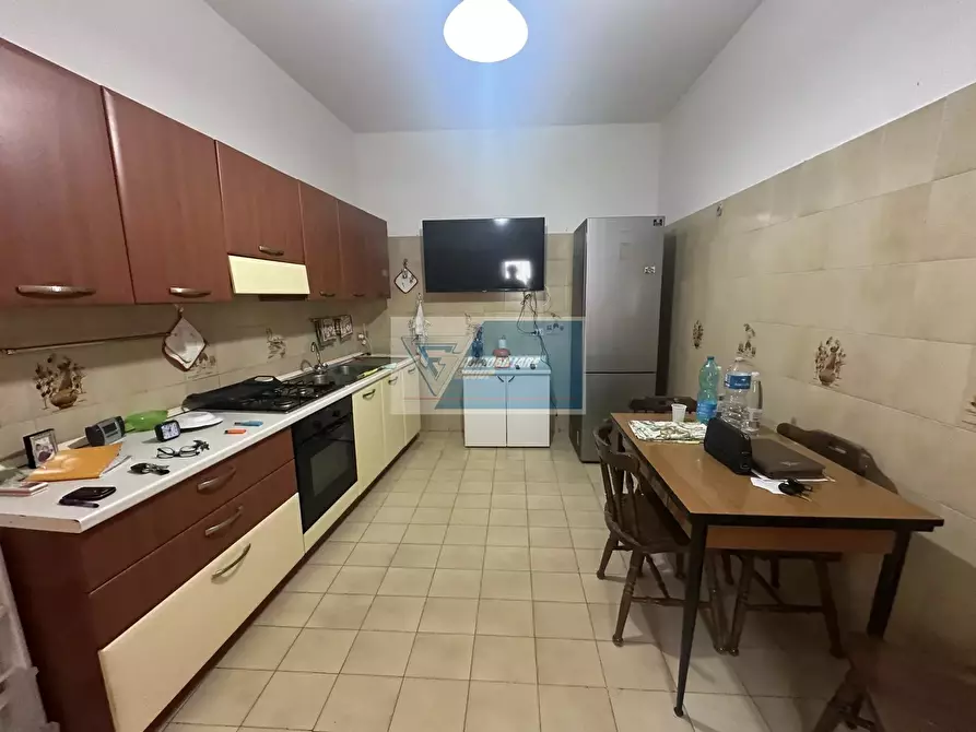 Immagine 10 di Casa trifamiliare in vendita  a Noto