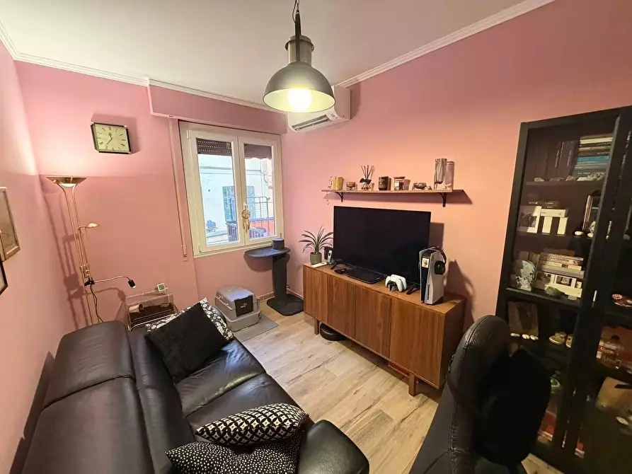 Immagine 6 di Casa trifamiliare in vendita  a Ventimiglia