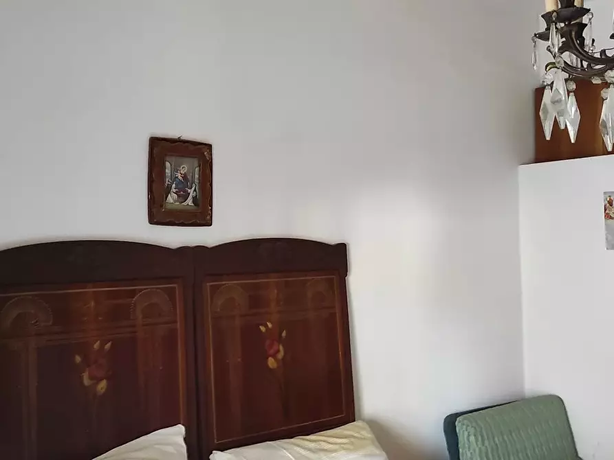 Immagine 25 di Casa trifamiliare in vendita  in Via Nazionale 213 a Basicò