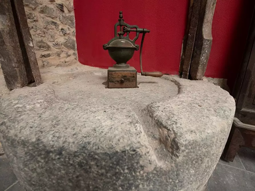 Immagine 37 di Terreno edificabile in vendita  in Via Nansola a Avegno