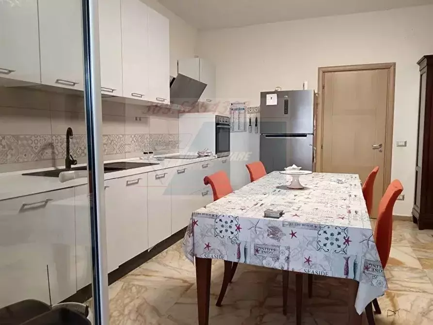 Immagine 13 di Casa trifamiliare in vendita  in Via Montegrappa a Siracusa