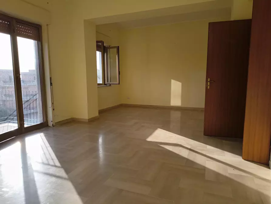 Immagine 4 di Casa trifamiliare in vendita  in Via Zizzo, 34 a Villafranca Tirrena