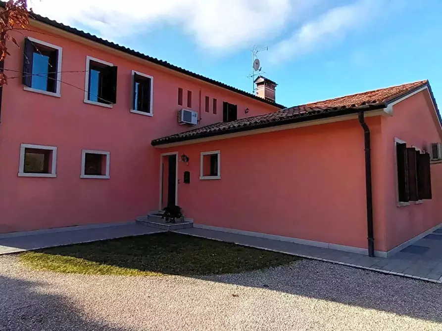 Immagine 8 di Terreno edificabile in vendita  a Refrontolo