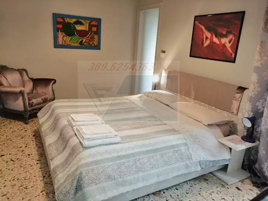 Immagine 7 di Casa trifamiliare in vendita  in via Bainsizza a Siracusa