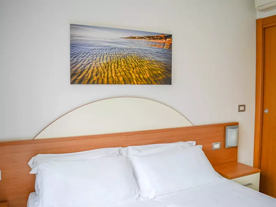 Immagine 7 di Casa trifamiliare in vendita  in via Gabriele D'Annunzio, 209. a Pineto