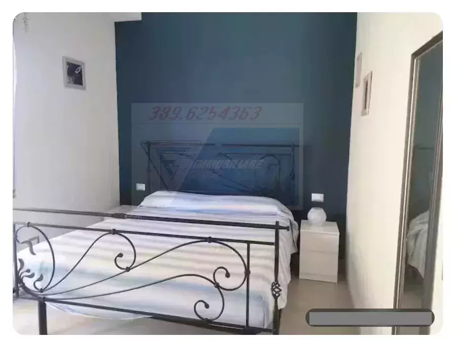 Immagine 3 di Casa trifamiliare in vendita  in Via Montegrappa a Siracusa