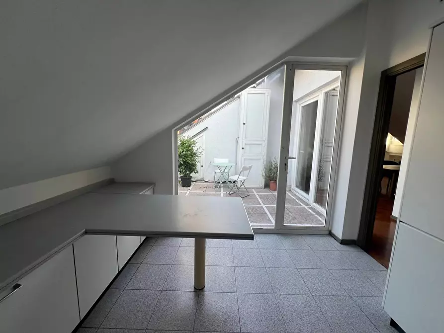 Immagine 20 di Casa trifamiliare in affitto  in Via della Moscova, 10 a Milano