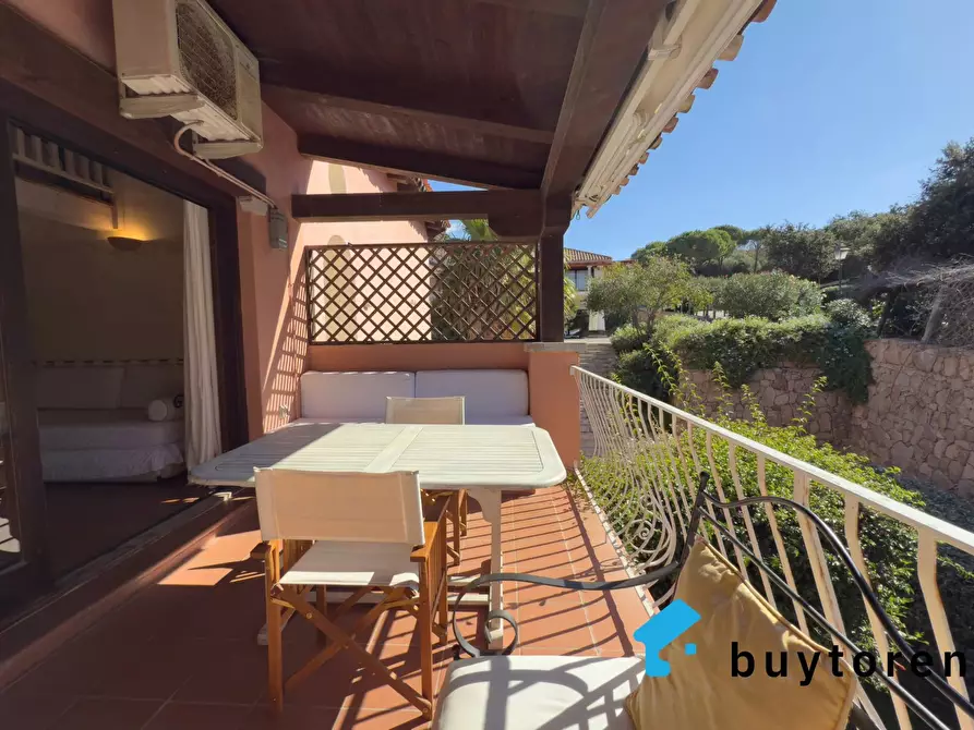 Immagine 28 di Casa trifamiliare in vendita  in Piazza Ginestre a Olbia