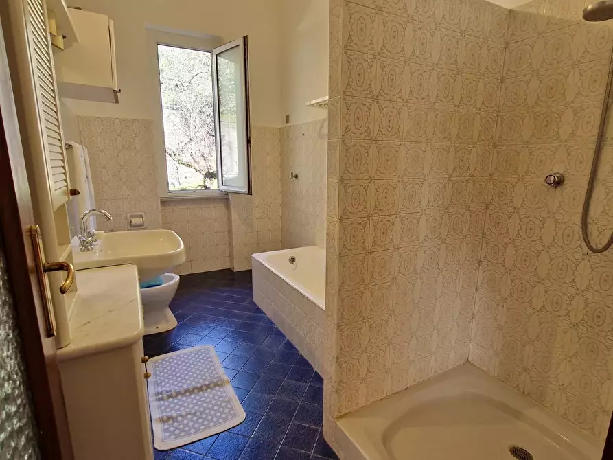 Immagine 61 di Terreno edificabile in vendita  in Via Domenico Canata a Avegno