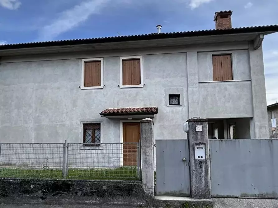 Immagine 5 di Terreno edificabile in vendita  a Vittorio Veneto