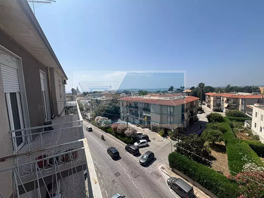 Immagine 2 di Casa trifamiliare in vendita  in Via Necropoli Grotticelle a Siracusa