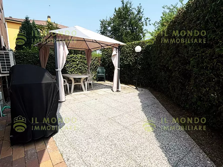 Immagine 11 di Casa trifamiliare in vendita  in Via Fratelli Cervi, 8. a Paullo