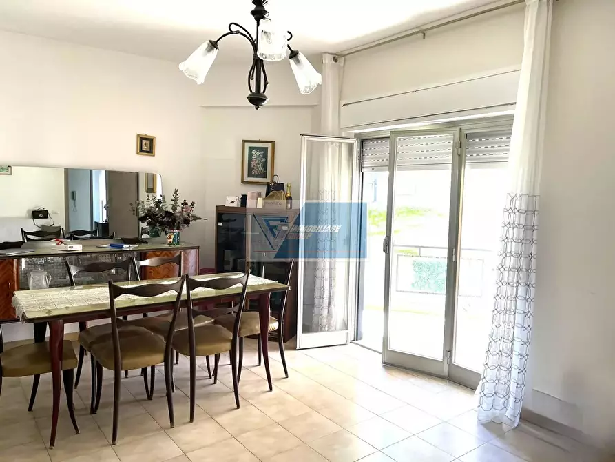 Immagine 2 di Casa trifamiliare in vendita  in Via San Giovanni, 8 a Buccheri