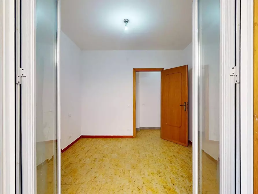 Immagine 14 di Casa trifamiliare in vendita  in Largo Sgorini, 7 a Toirano