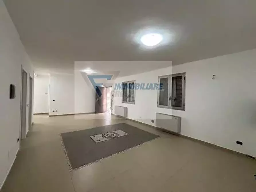 Immagine 9 di Casa trifamiliare in vendita  in Via Palestro a Buccheri