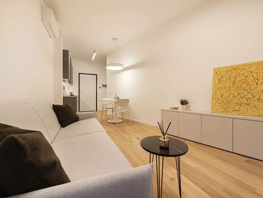 Immagine 14 di Casa trifamiliare in affitto  in VIA TINO SAVI, 76. a Sesto San Giovanni