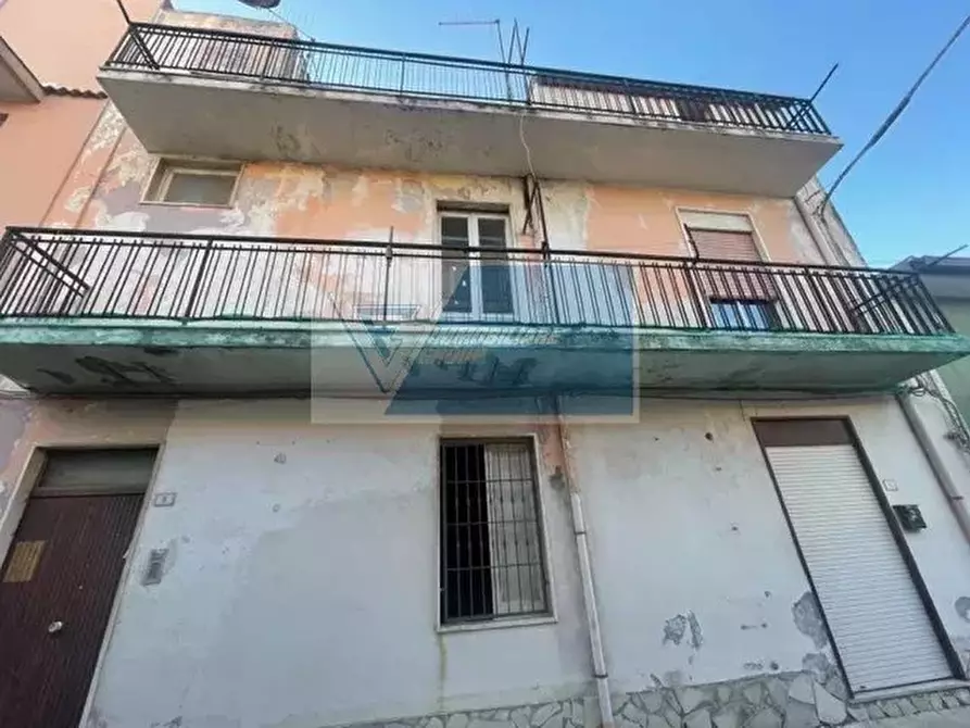 Immagine 1 di Casa trifamiliare in vendita  in Via Guglielmo Massaia Cardinale a Siracusa