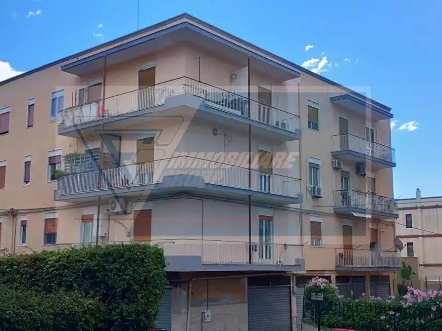 Immagine 1 di Casa trifamiliare in vendita  in Viale Epipoli a Siracusa