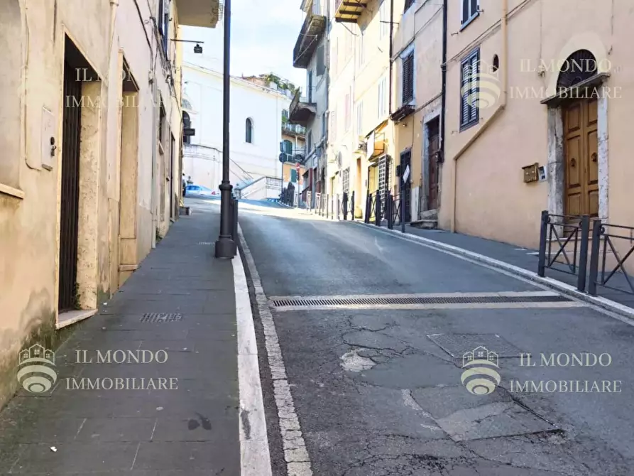 Immagine 12 di Attico in vendita  in Via Roma, snc. a Palombara Sabina