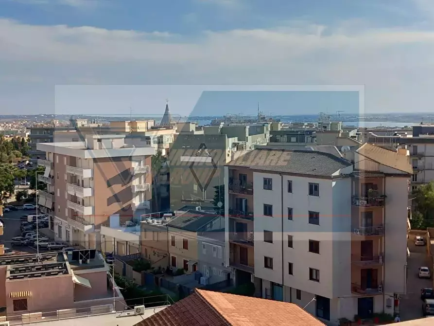 Immagine 1 di Casa trifamiliare in vendita  a Siracusa