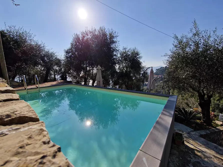 Immagine 5 di Casa trifamiliare in vendita  in Sant'Andrea di Rovereto a Chiavari