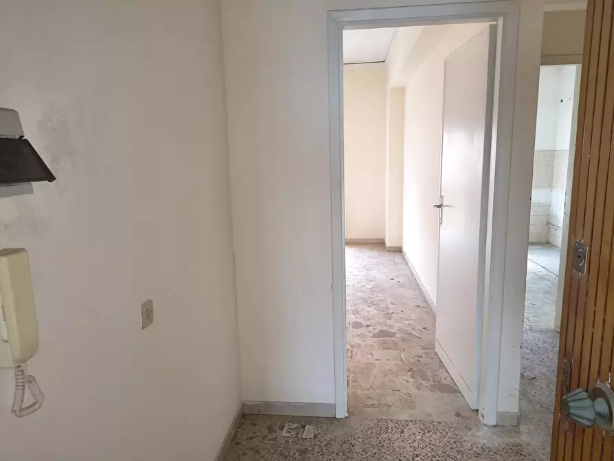 Immagine 2 di Casa trifamiliare in vendita  in Via Nazionale, 33 a Messina