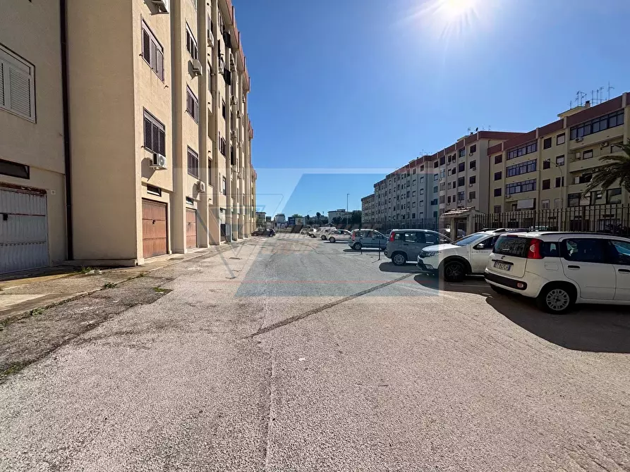 Immagine 15 di Casa trifamiliare in vendita  in Via Santi Amato a Siracusa