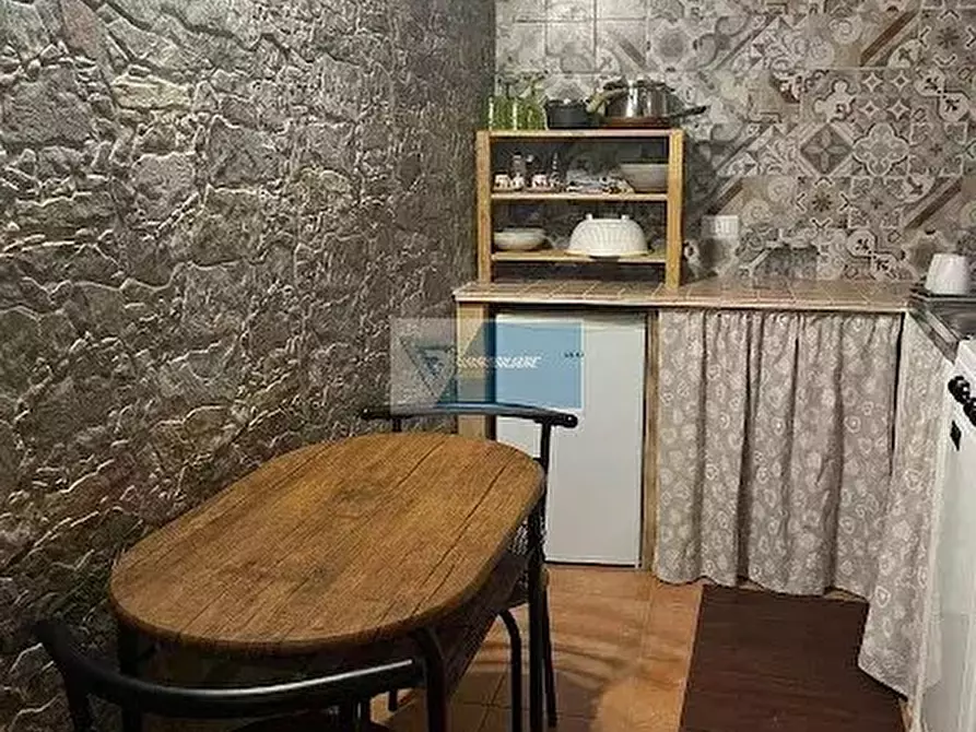 Immagine 5 di Casa trifamiliare in affitto  in Piazza Taranto a Noto