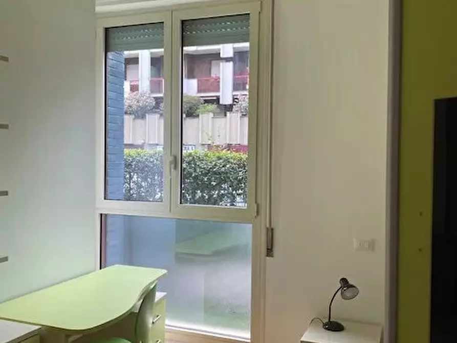 Immagine 30 di Casa trifamiliare in affitto  in VIA RONCHI a Milano