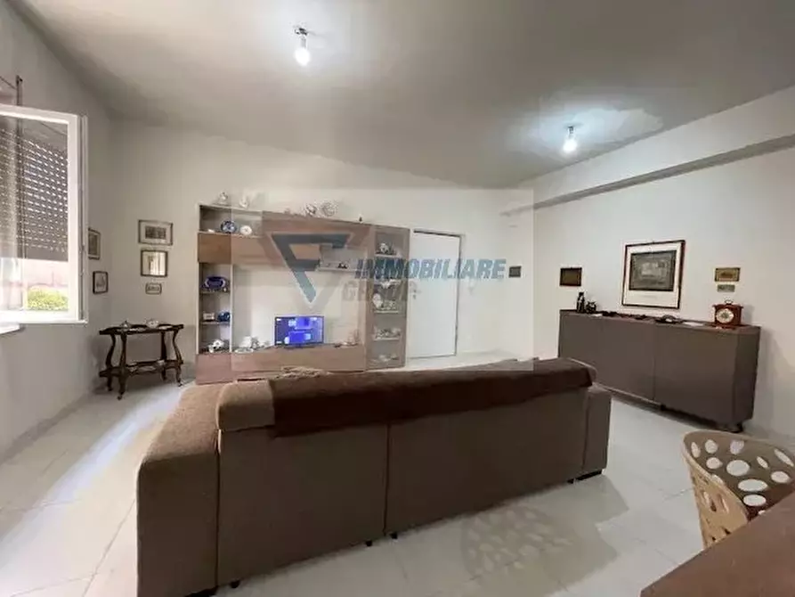 Immagine 5 di Casa trifamiliare in vendita  in Viale Zecchino a Siracusa