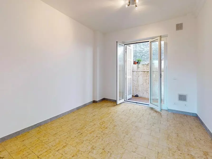 Immagine 7 di Casa trifamiliare in vendita  in Largo Sgorini, 7 a Toirano