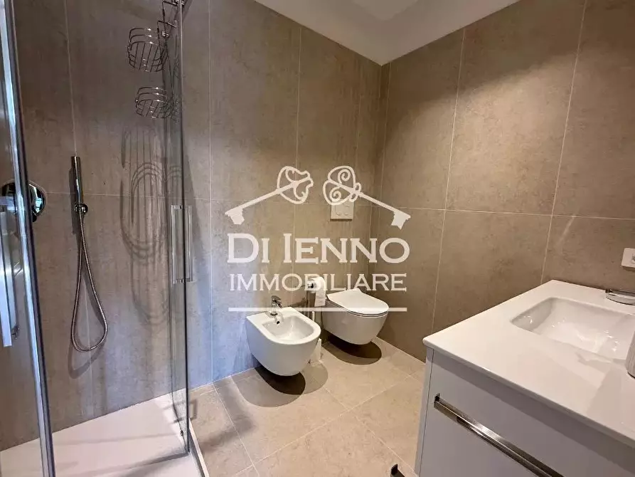 Immagine 10 di Casa trifamiliare in affitto  in Via Madesimo a Roma