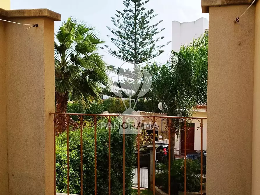 Immagine 24 di Casa trifamiliare in vendita  a Castelvetrano