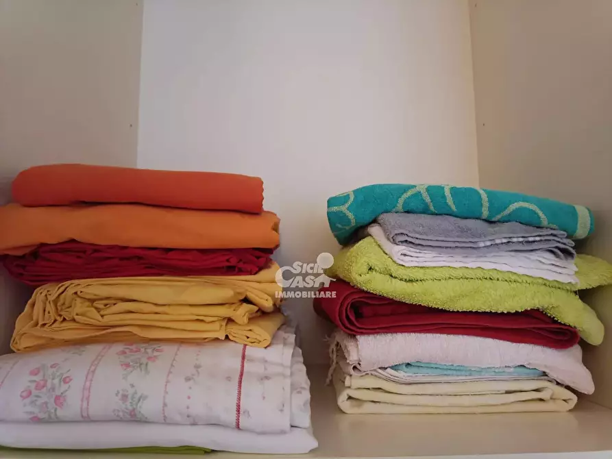 Immagine 30 di Casa trifamiliare in affitto  a Marsala