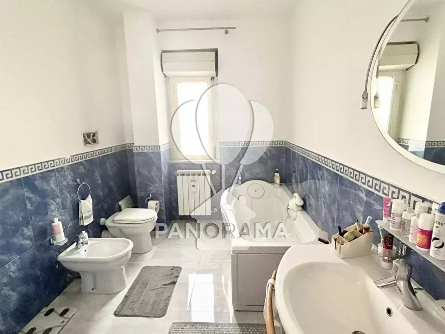 Immagine 5 di Casa trifamiliare in vendita  in Via Colombo a Partinico