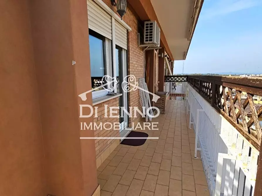 Immagine 6 di Casa trifamiliare in vendita  in Via Teresa Gnoli a Roma