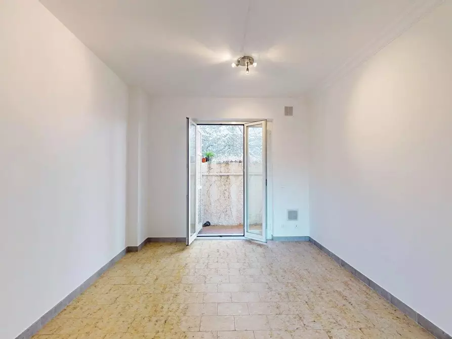 Immagine 12 di Casa trifamiliare in vendita  in Largo Sgorini, 7 a Toirano