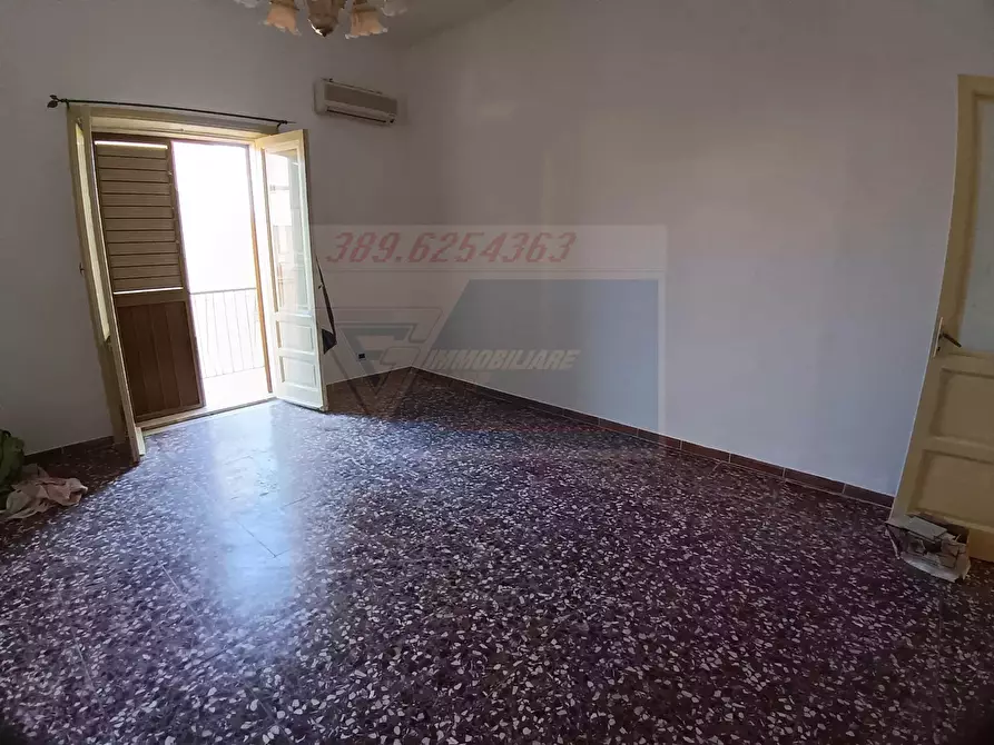 Immagine 5 di Casa trifamiliare in vendita  in Via Marche a Siracusa